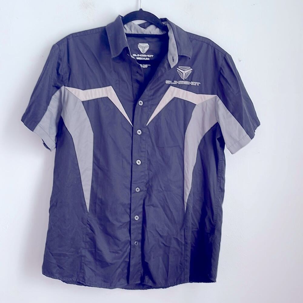 Slingshot auto car embroidered logo collared button down shirt sleeve shirt sz M